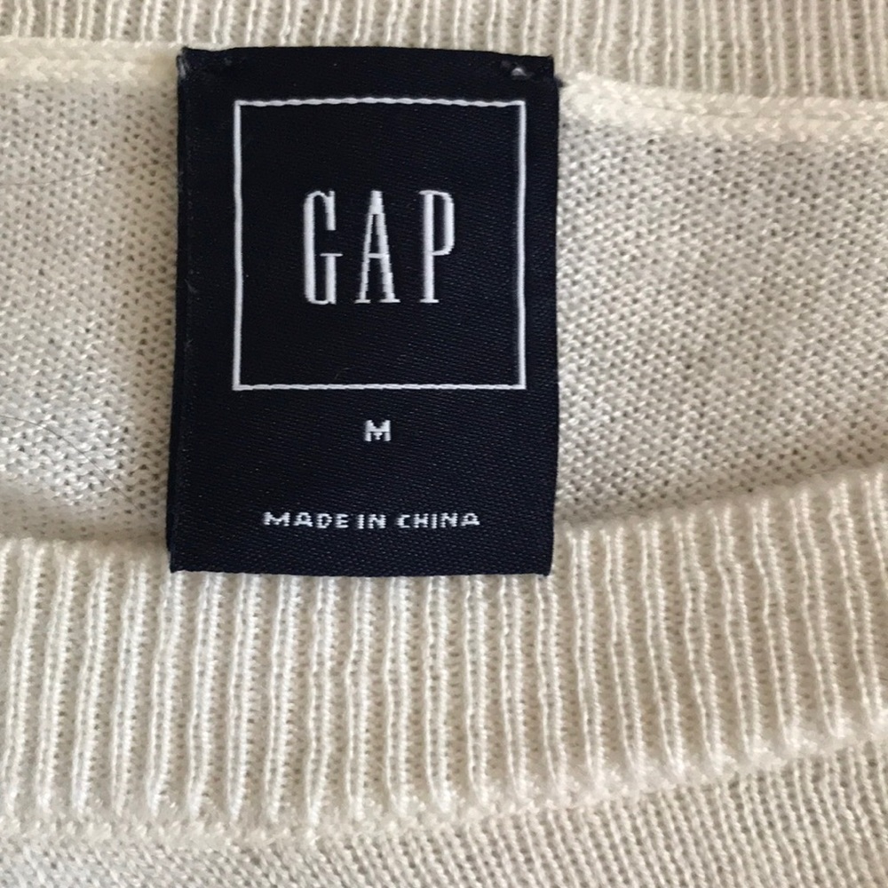 GAP Sweater - Picture 4 of 5